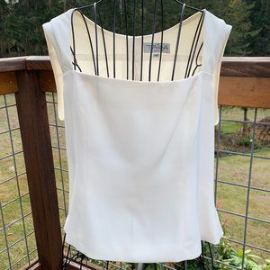 Taiga Paris Cream Sleeveless Blouse that Zips up Back